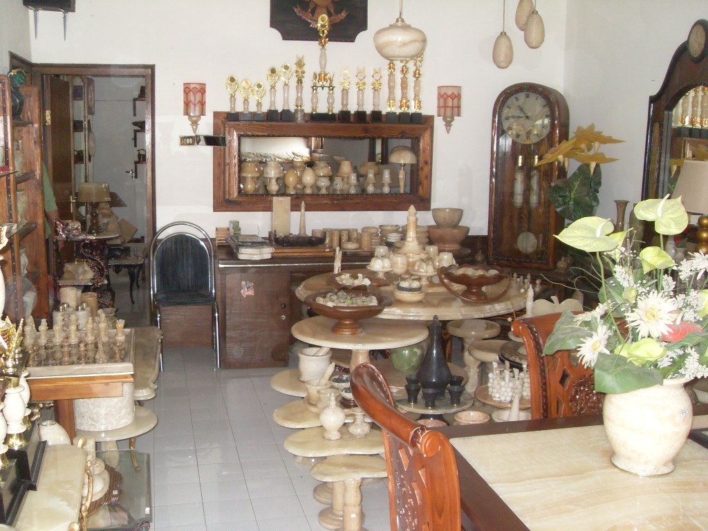 KERAJINAN MARMER GRANIT,ONYX TULUNGAGUNG MALANG
